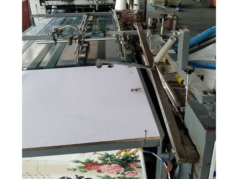 多彩切縫(feng)印收一體(ti)機